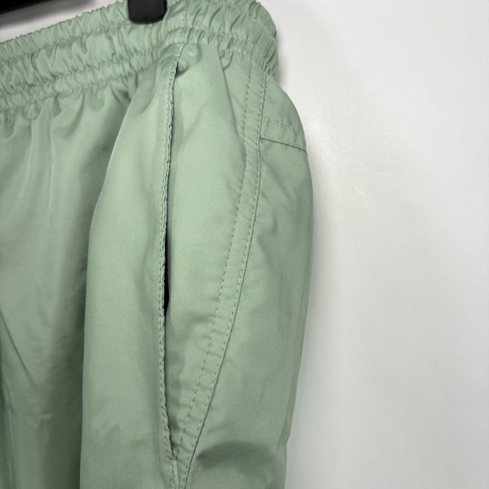 Nike Essential Woven Flow Shorts Green Mens XL Mesh Lined 34x5 Gym Training - Picture 3 of 12